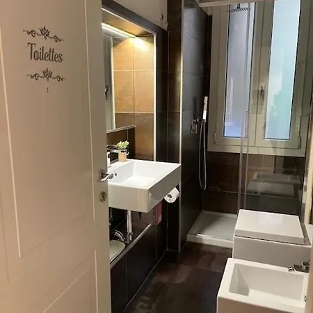 招待所 Piazzabolognastay *
