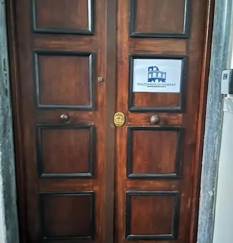 Piazzabolognastay بيت ضيافة