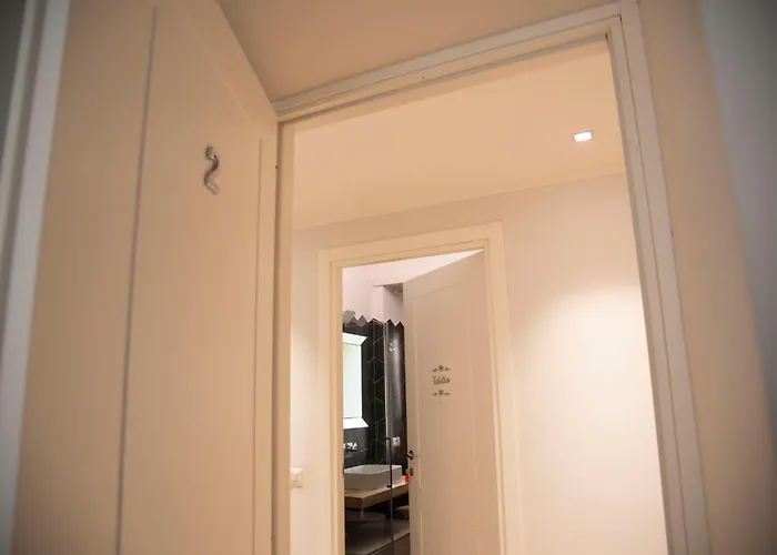 Piazzabolognastay 4* روما