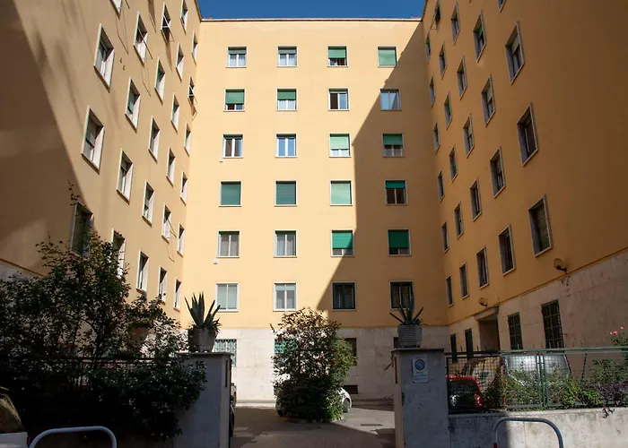 Piazzabolognastay بيت ضيافة 4*