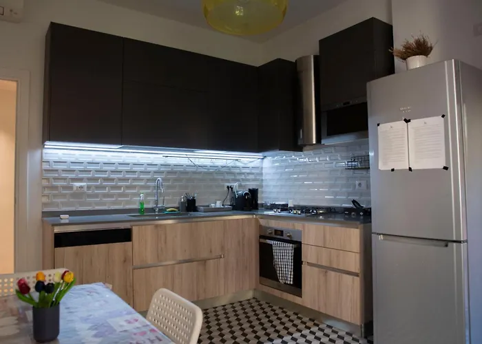 Piazzabolognastay بيت ضيافة روما